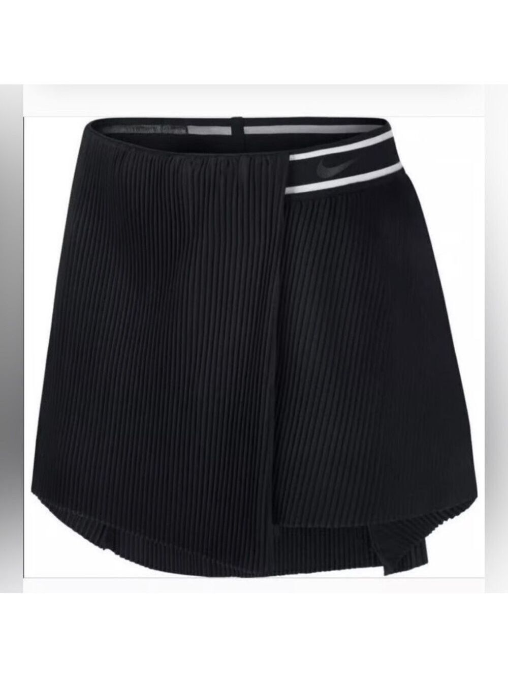Nike Women's pleated tennis Asymmetrical Black with shorts Skirt size small